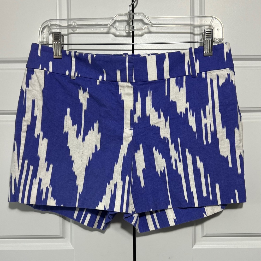 J. Crew Women's Blue White Ikat Pattern Linen Blend‎ Shorts Size 2